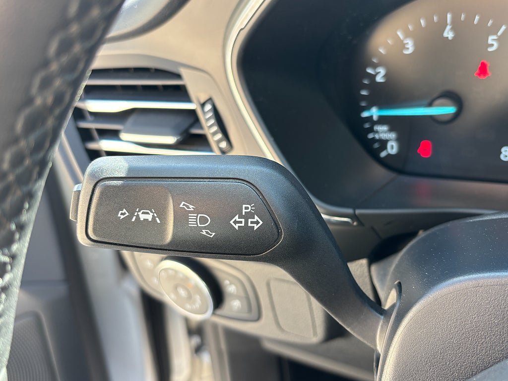 Vehicle Image 27