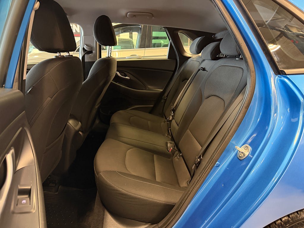 Vehicle Image 28