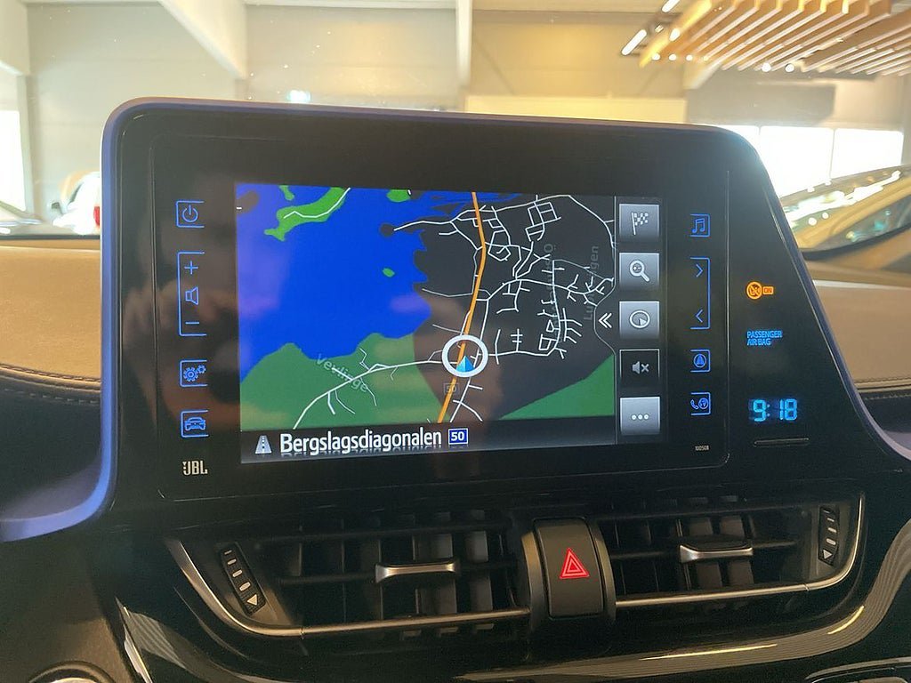 Vehicle Image 17