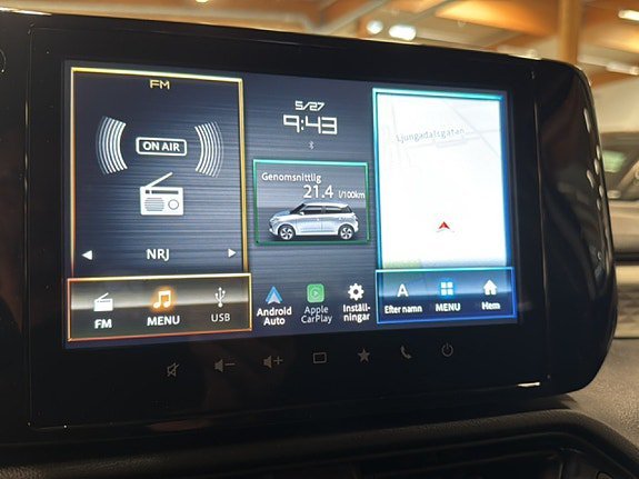 Vehicle Image 11