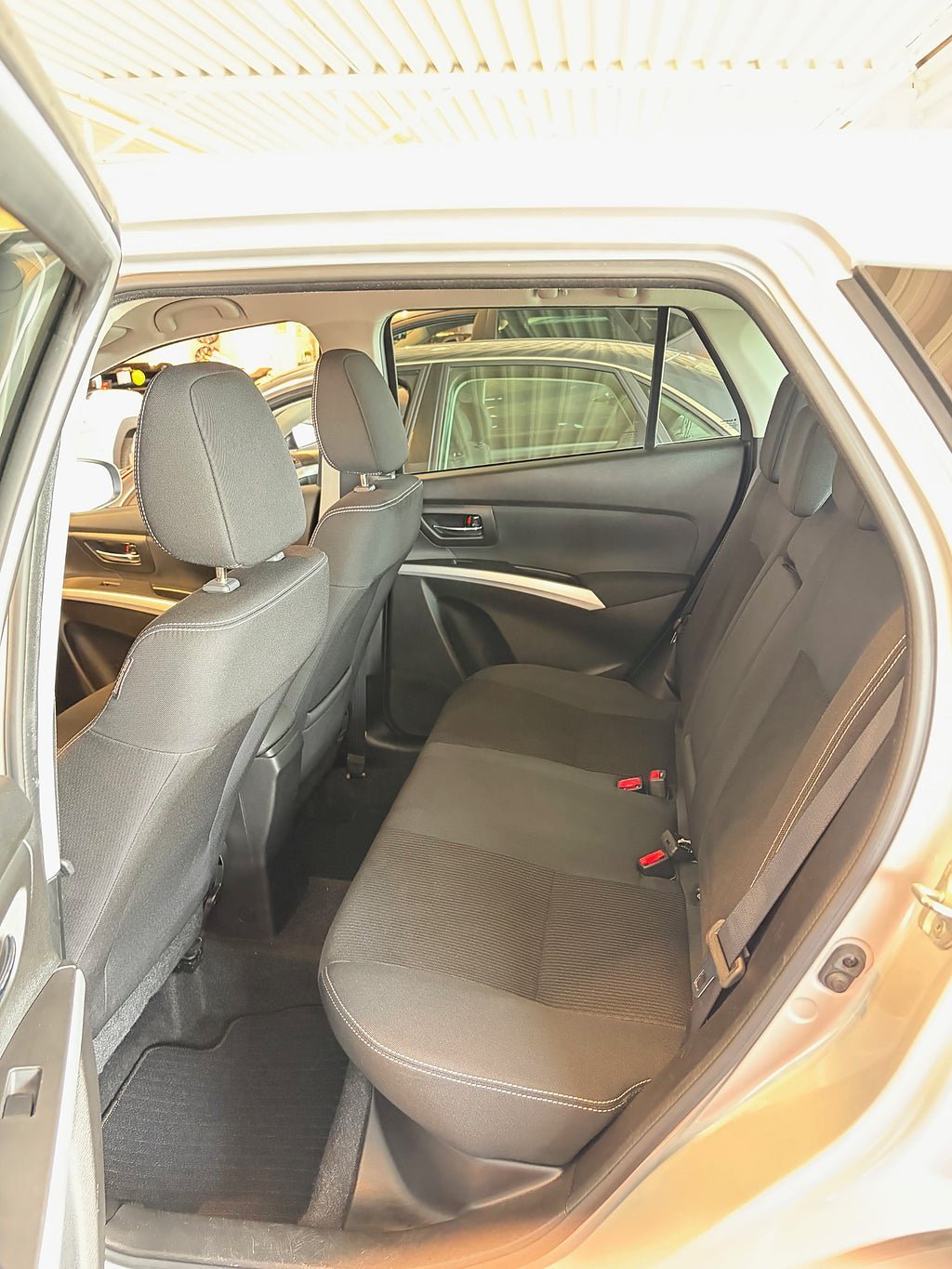 Vehicle Image 7
