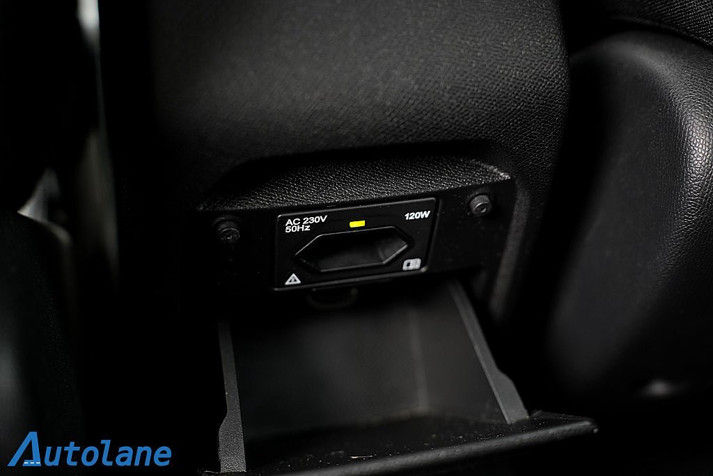 Vehicle Image 25
