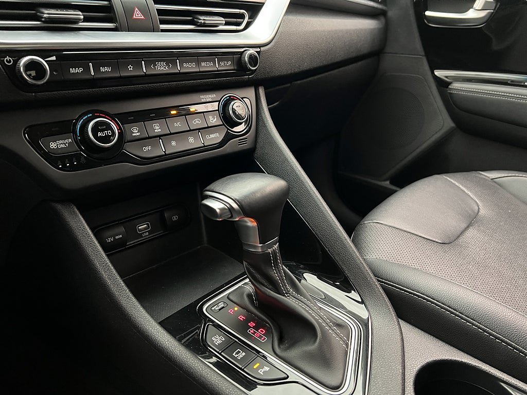 Vehicle Image 26