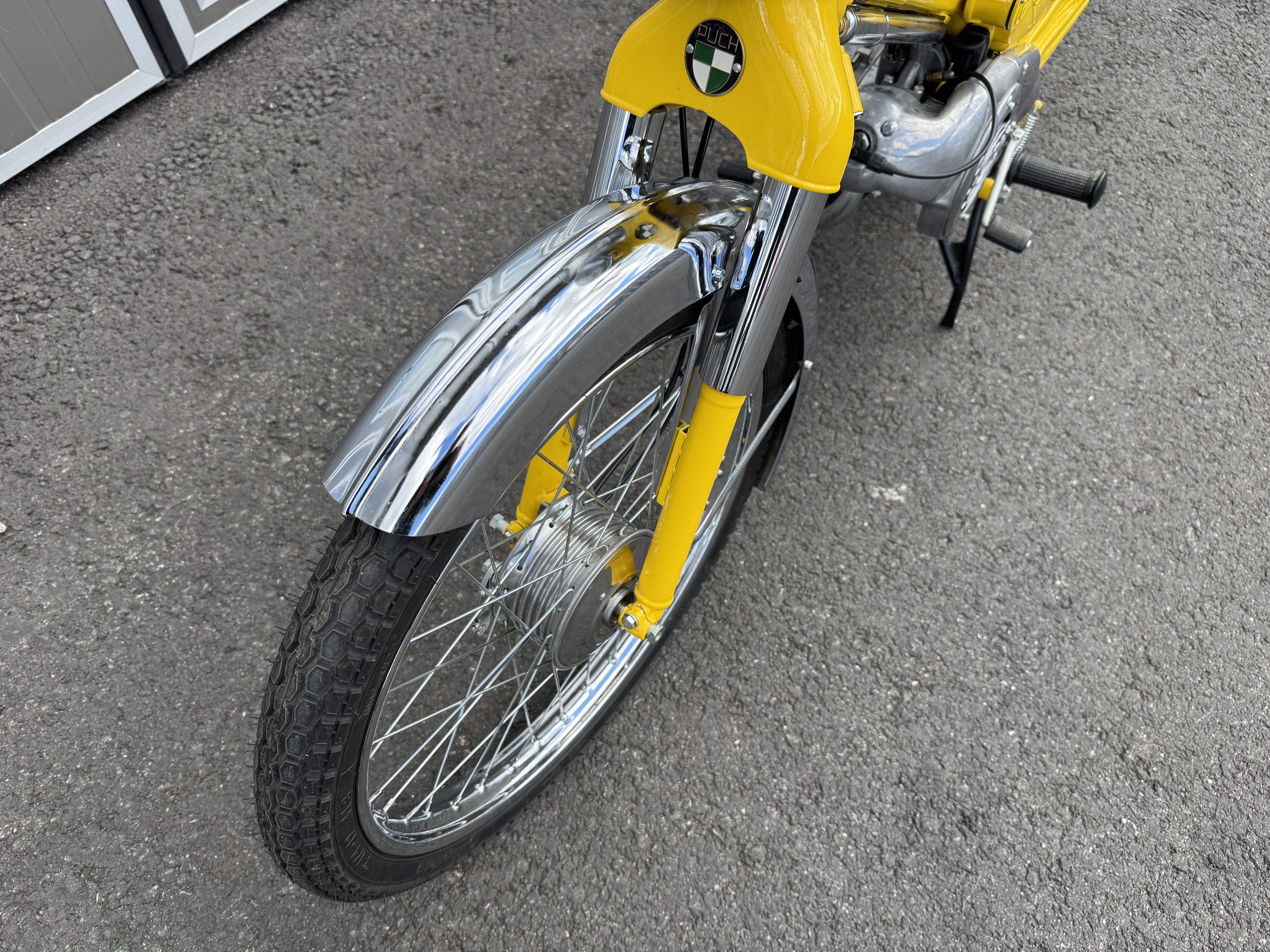 Vehicle Image 18
