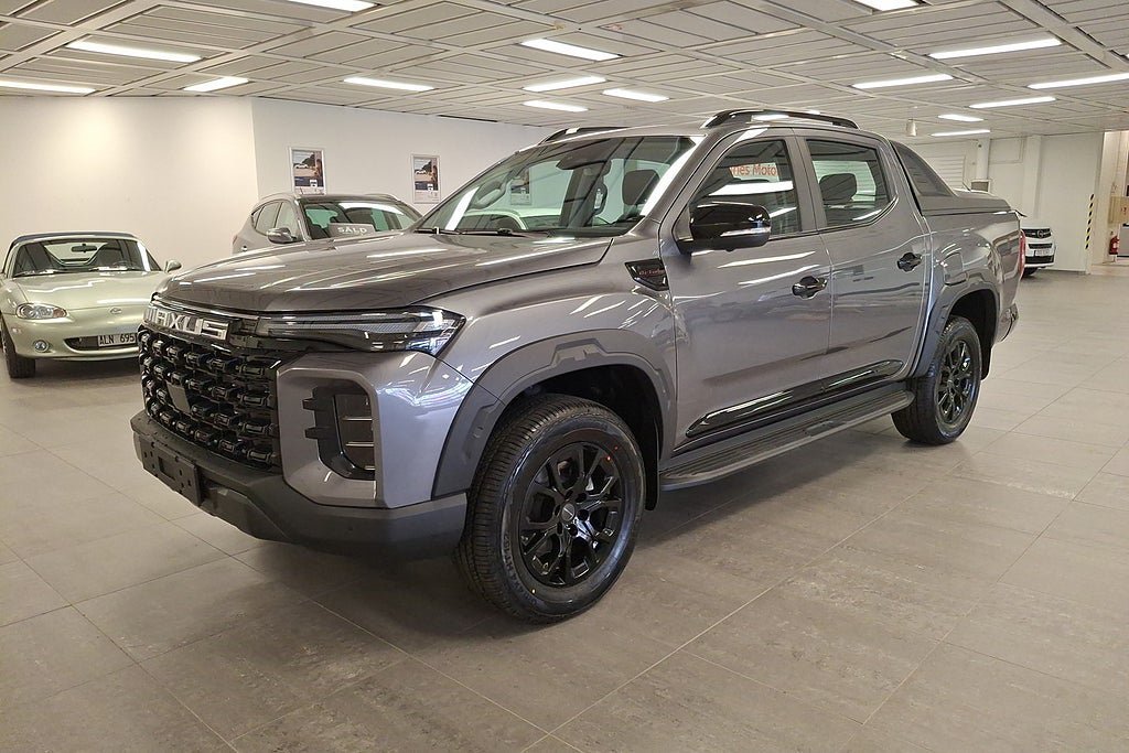 Vehicle Image 8