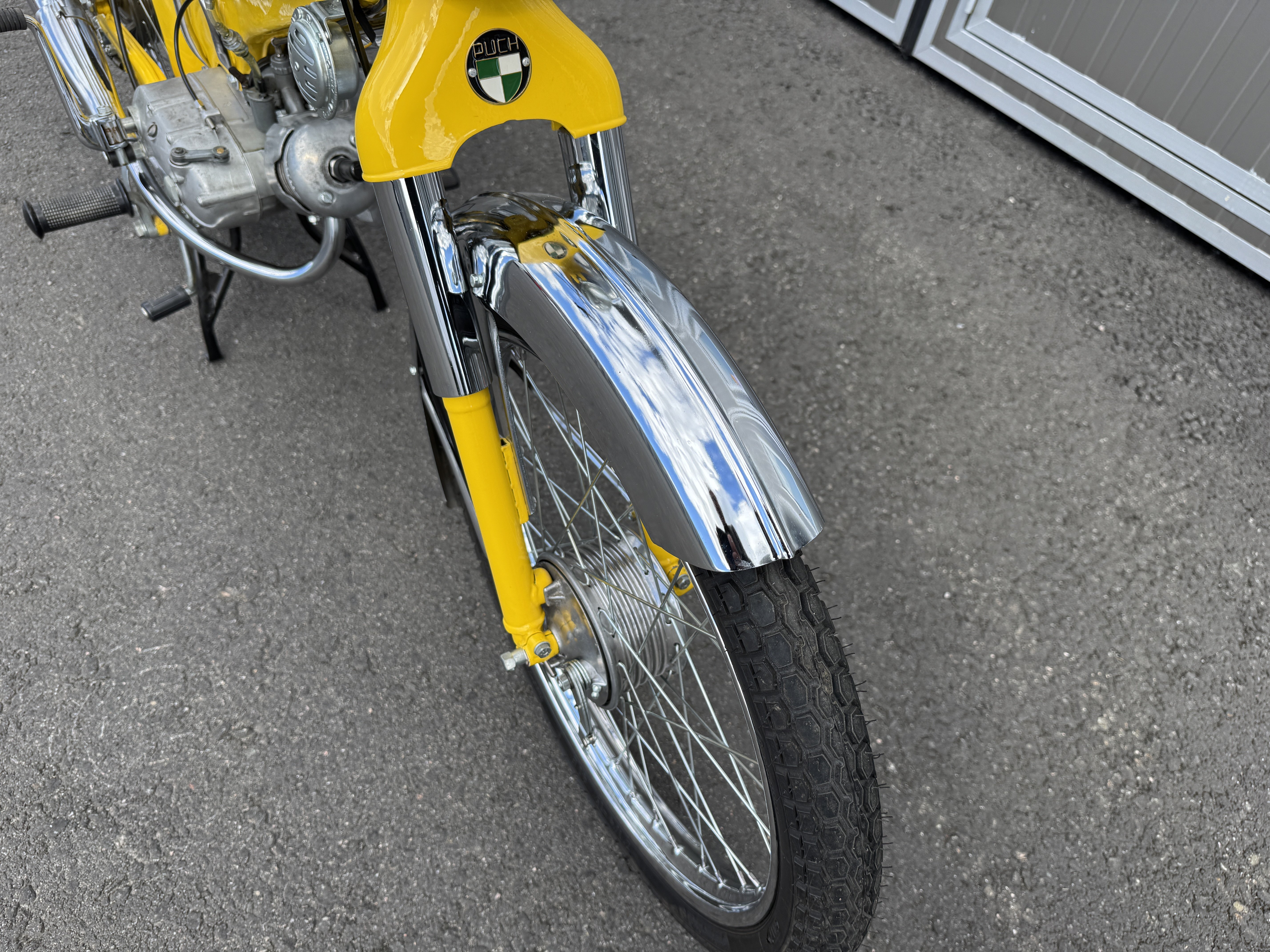 Vehicle Image 19
