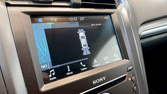 Vehicle Image 18
