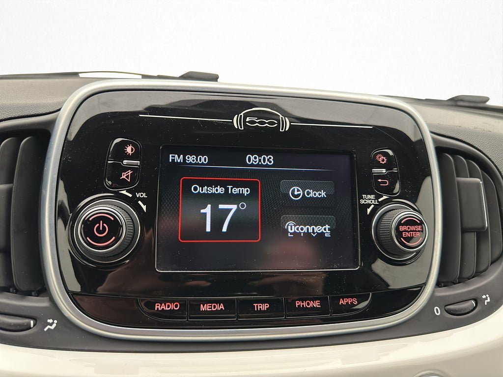 Vehicle Image 16