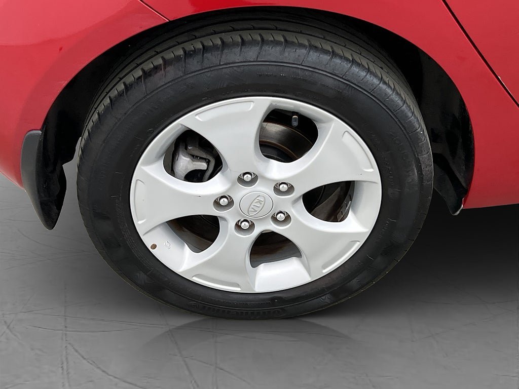 Vehicle Image 21