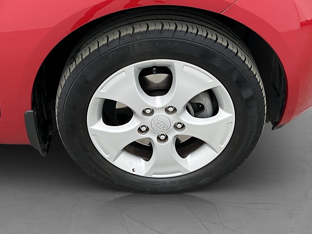 Vehicle Image 22