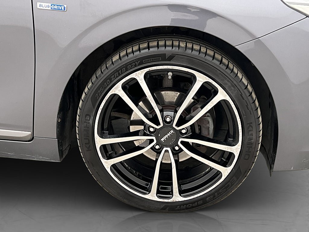 Vehicle Image 36