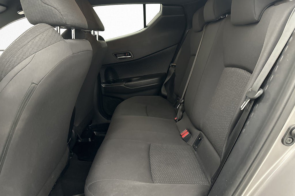 Vehicle Image 23