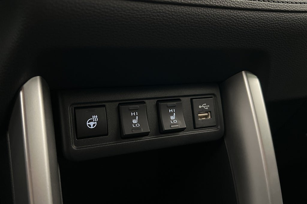 Vehicle Image 19