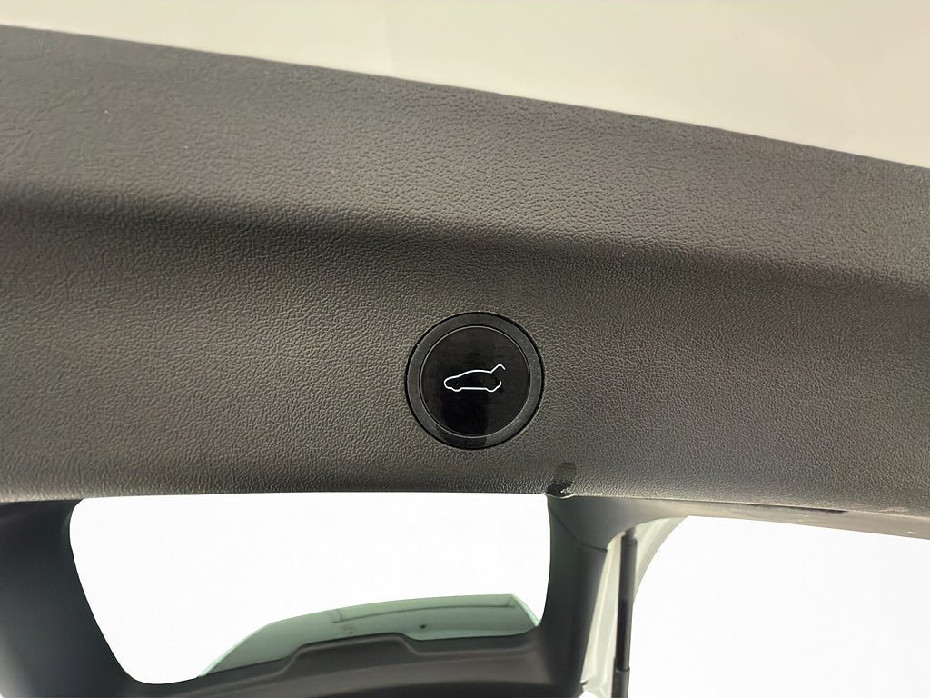 Vehicle Image 28