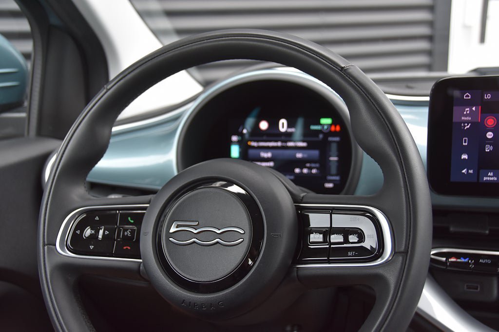 Vehicle Image 14