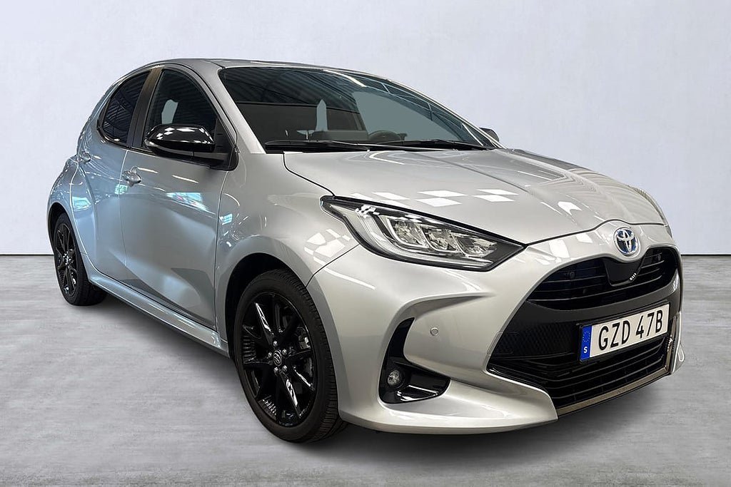 Vehicle Image 6