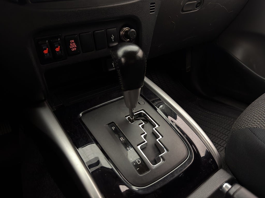 Vehicle Image 23