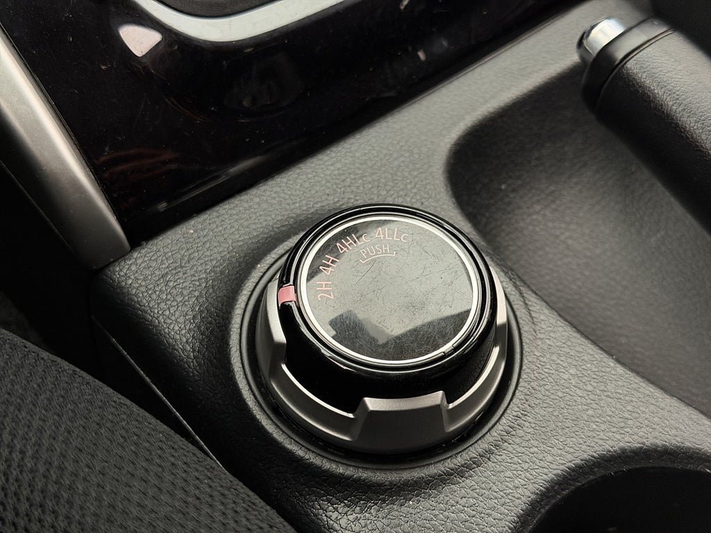 Vehicle Image 24