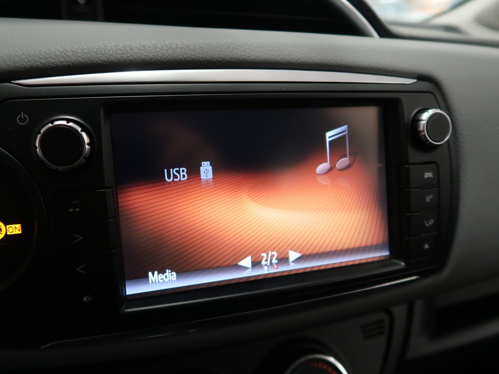 Vehicle Image 21