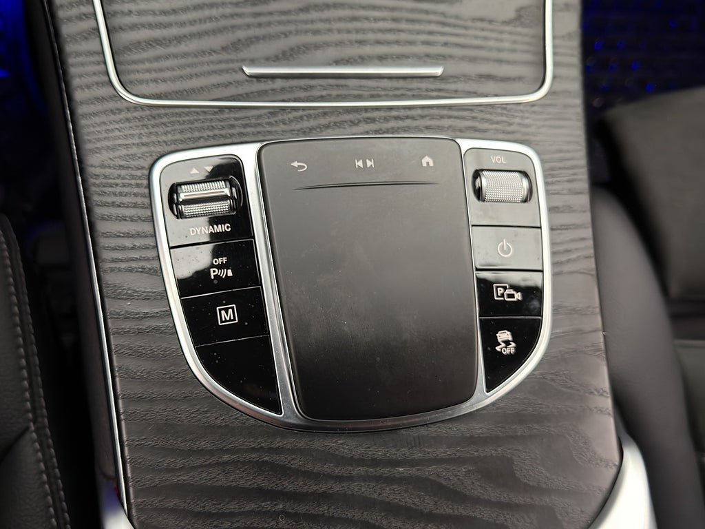 Vehicle Image 27