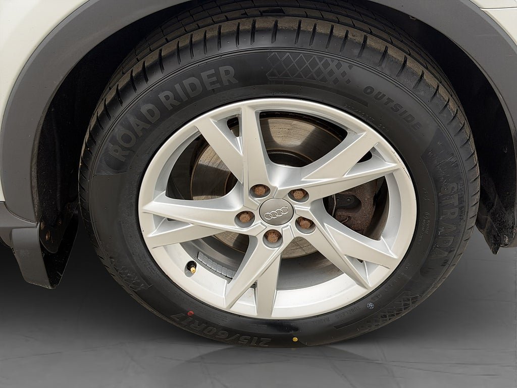 Vehicle Image 31