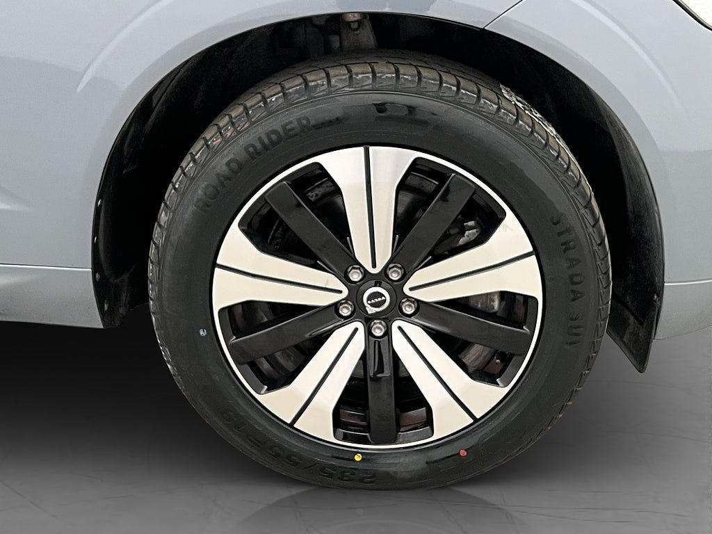 Vehicle Image 37