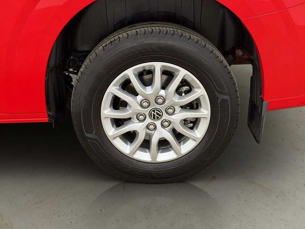 Vehicle Image 38