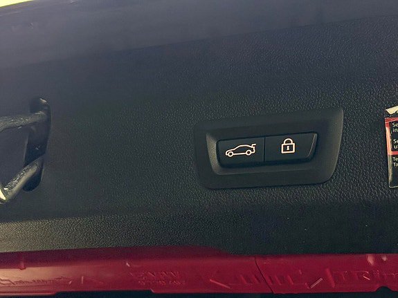Vehicle Image 38