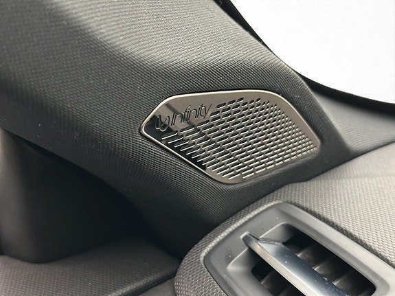 Vehicle Image 33