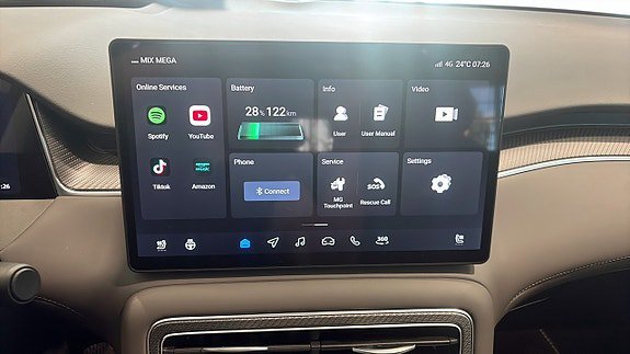 Vehicle Image 12