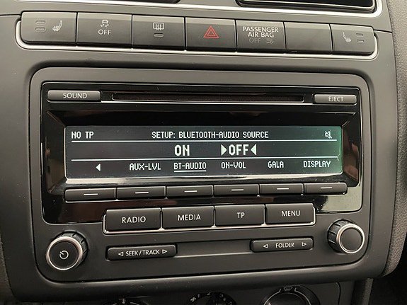 Vehicle Image 16