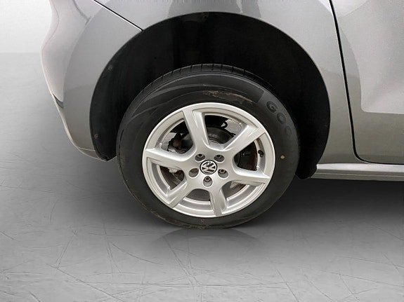 Vehicle Image 23