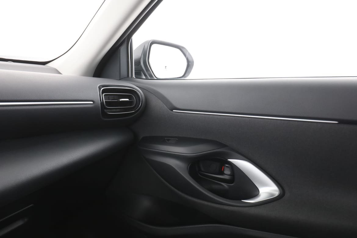 Vehicle Image 30