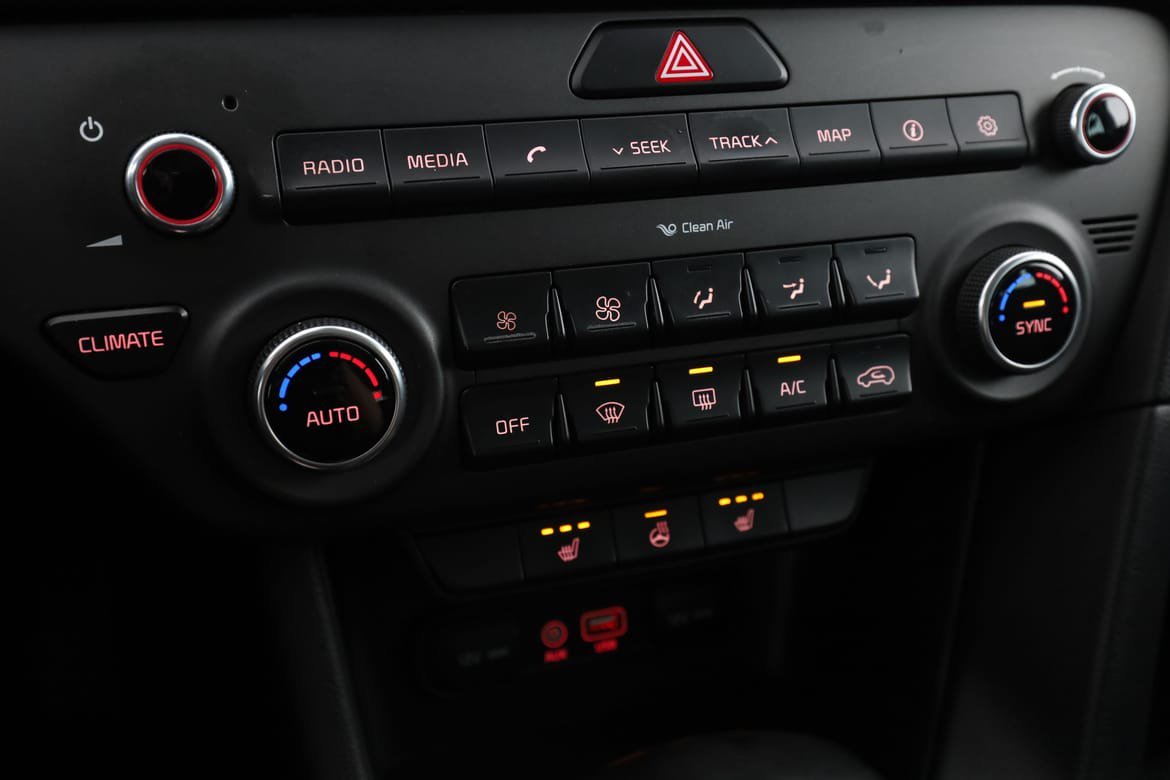Vehicle Image 24