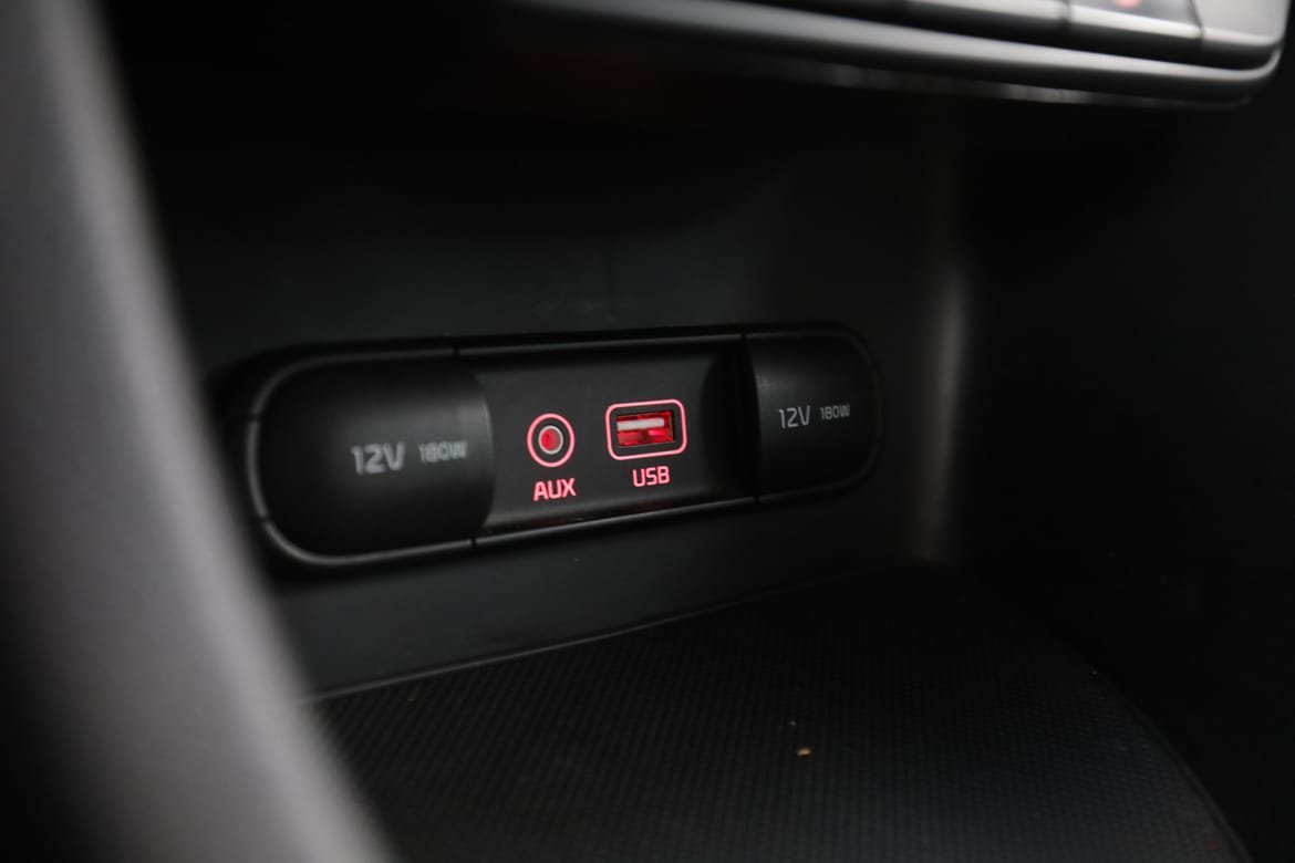 Vehicle Image 30