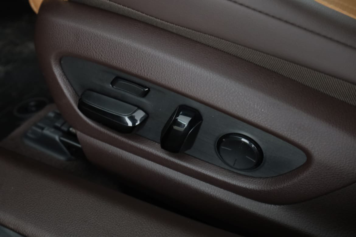 Vehicle Image 39