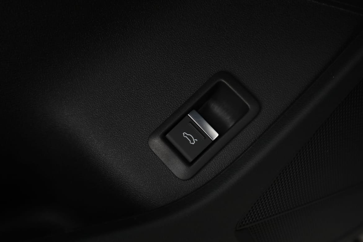 Vehicle Image 40