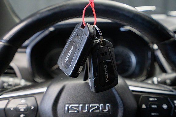Vehicle Image 24