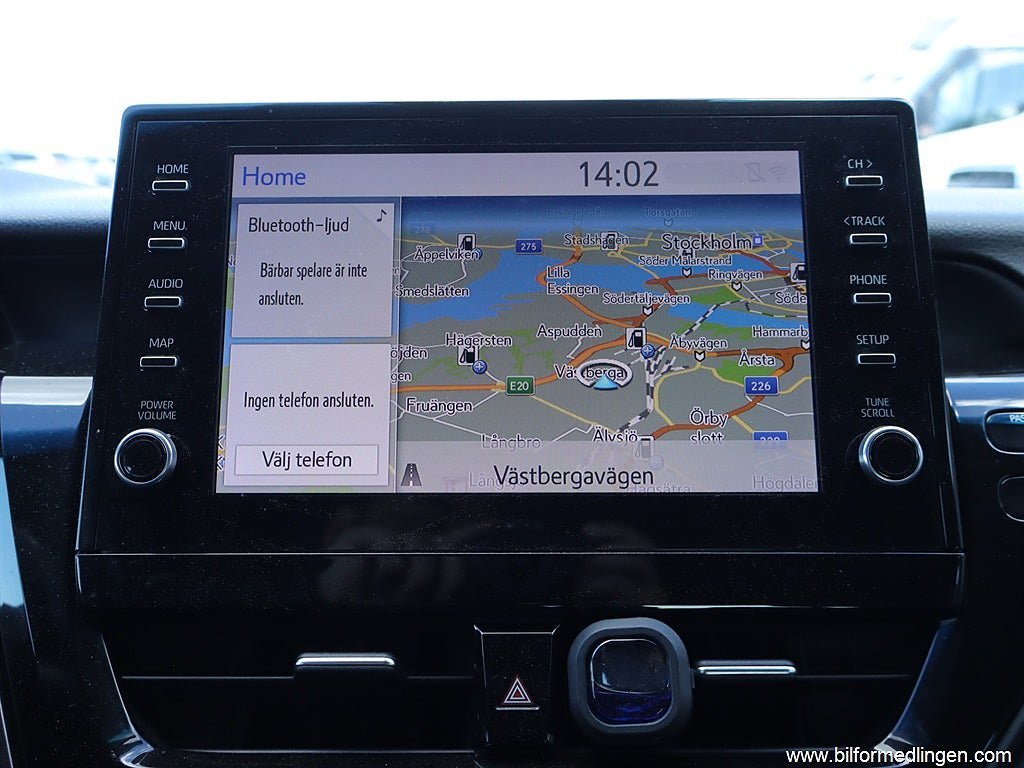 Vehicle Image 16