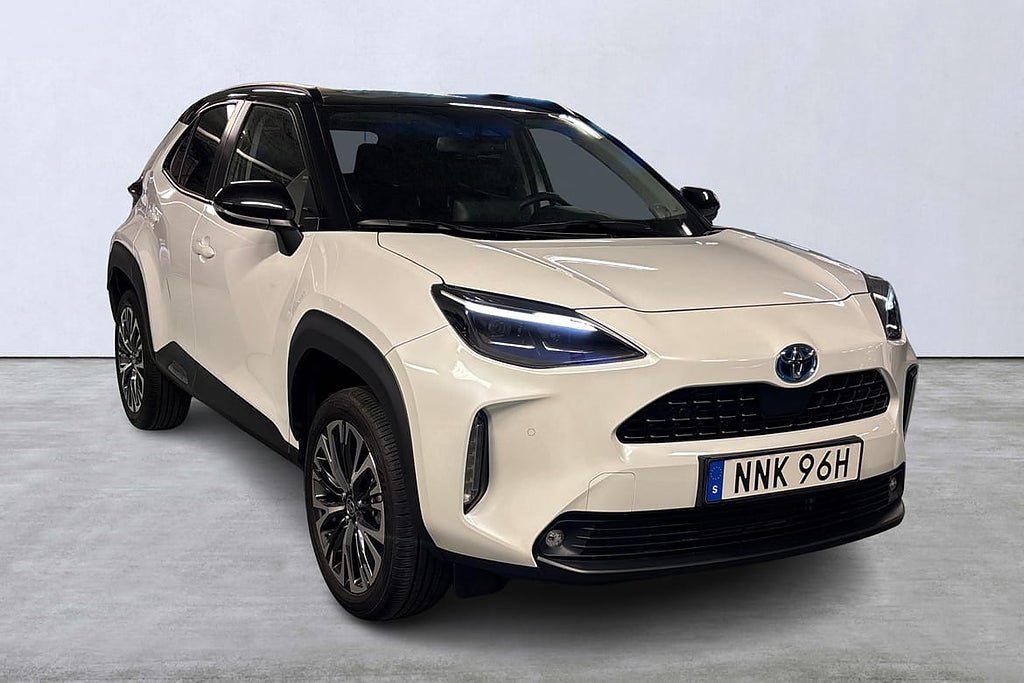 Vehicle Image 6