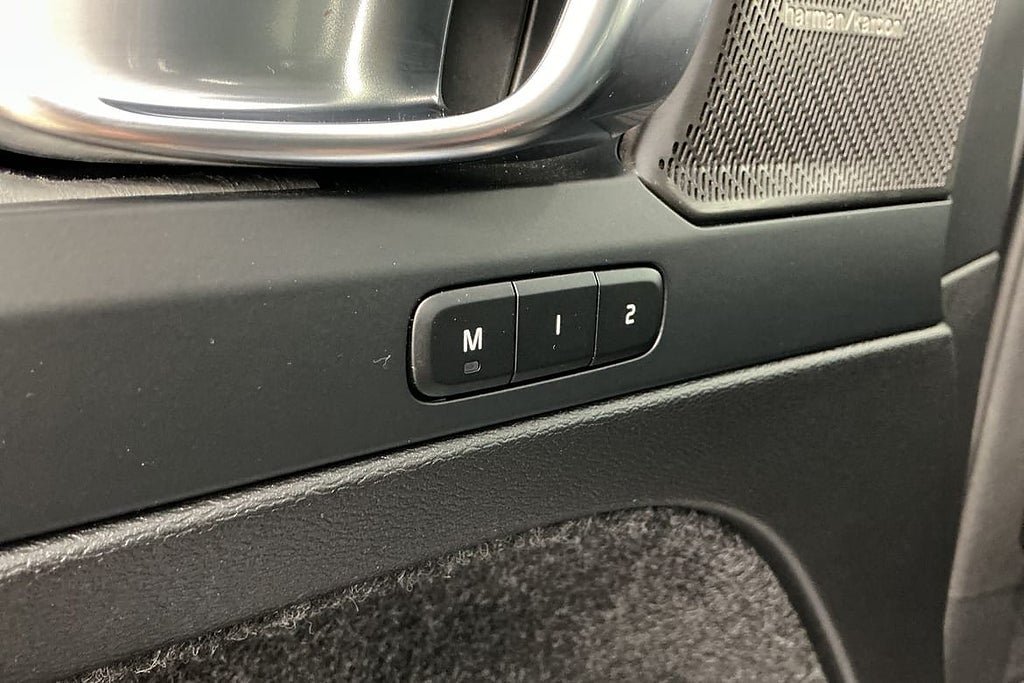 Vehicle Image 27