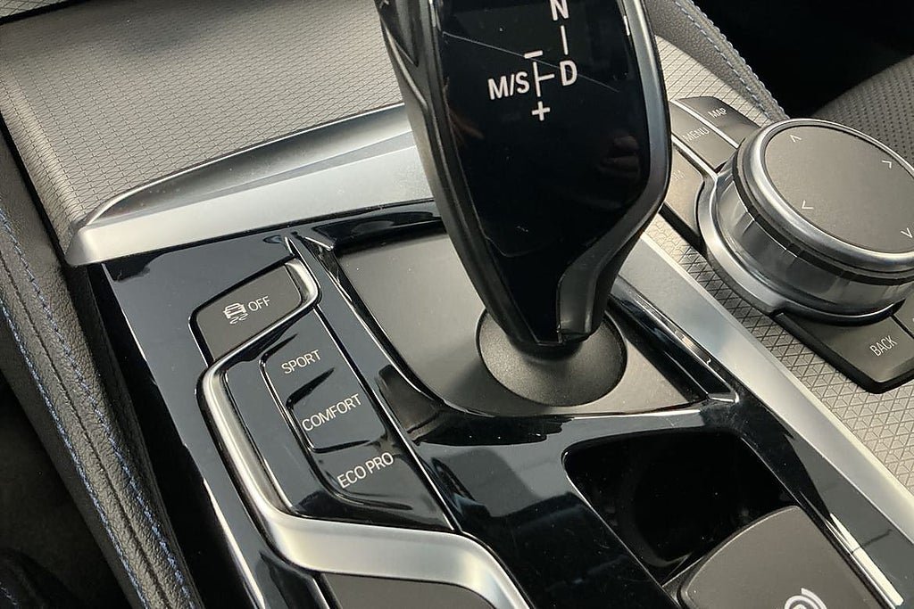 Vehicle Image 26