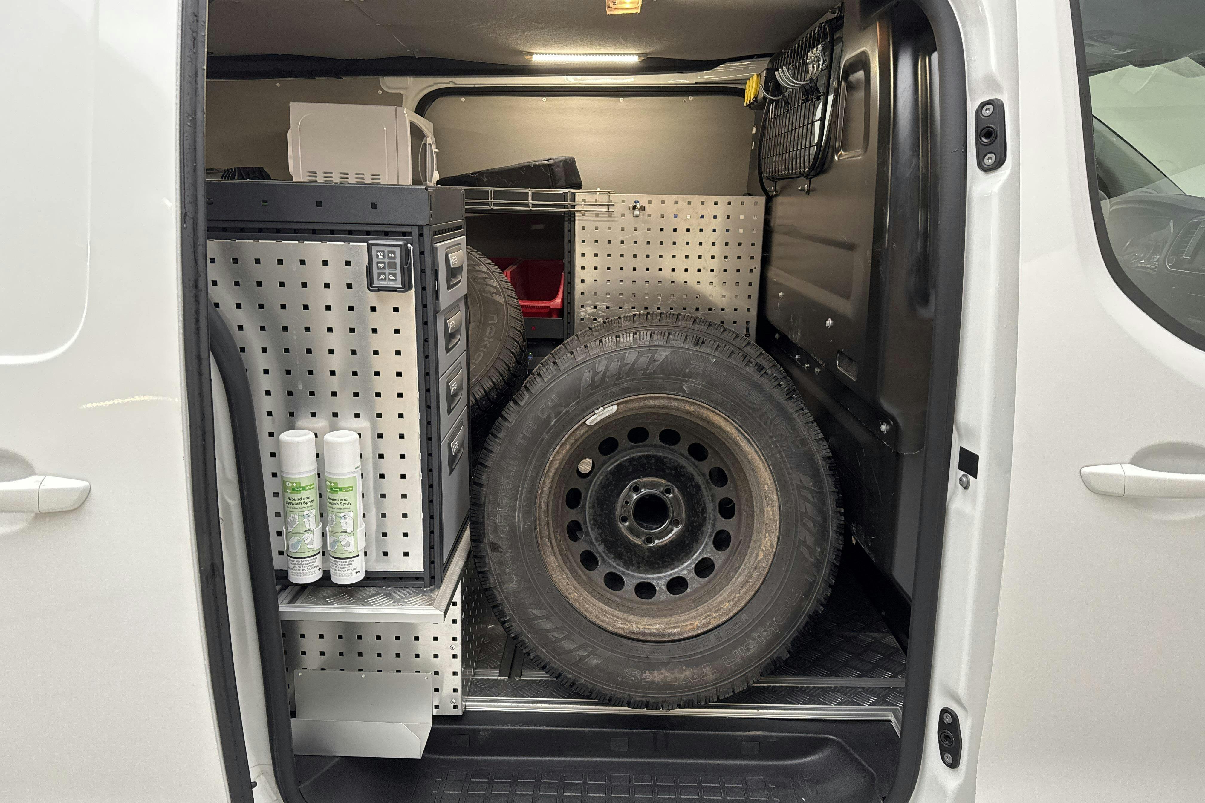 Vehicle Image 7