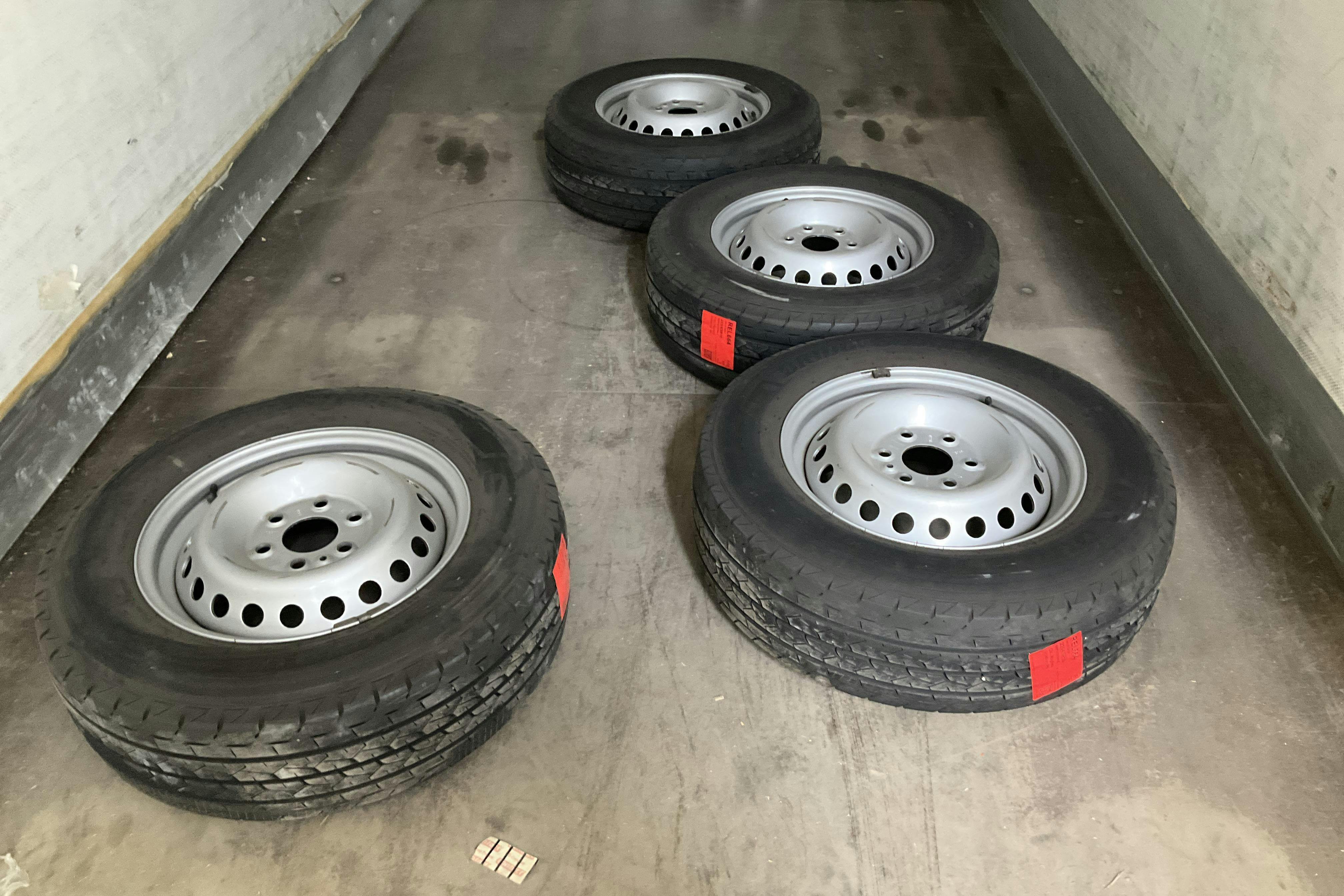 Vehicle Image 15