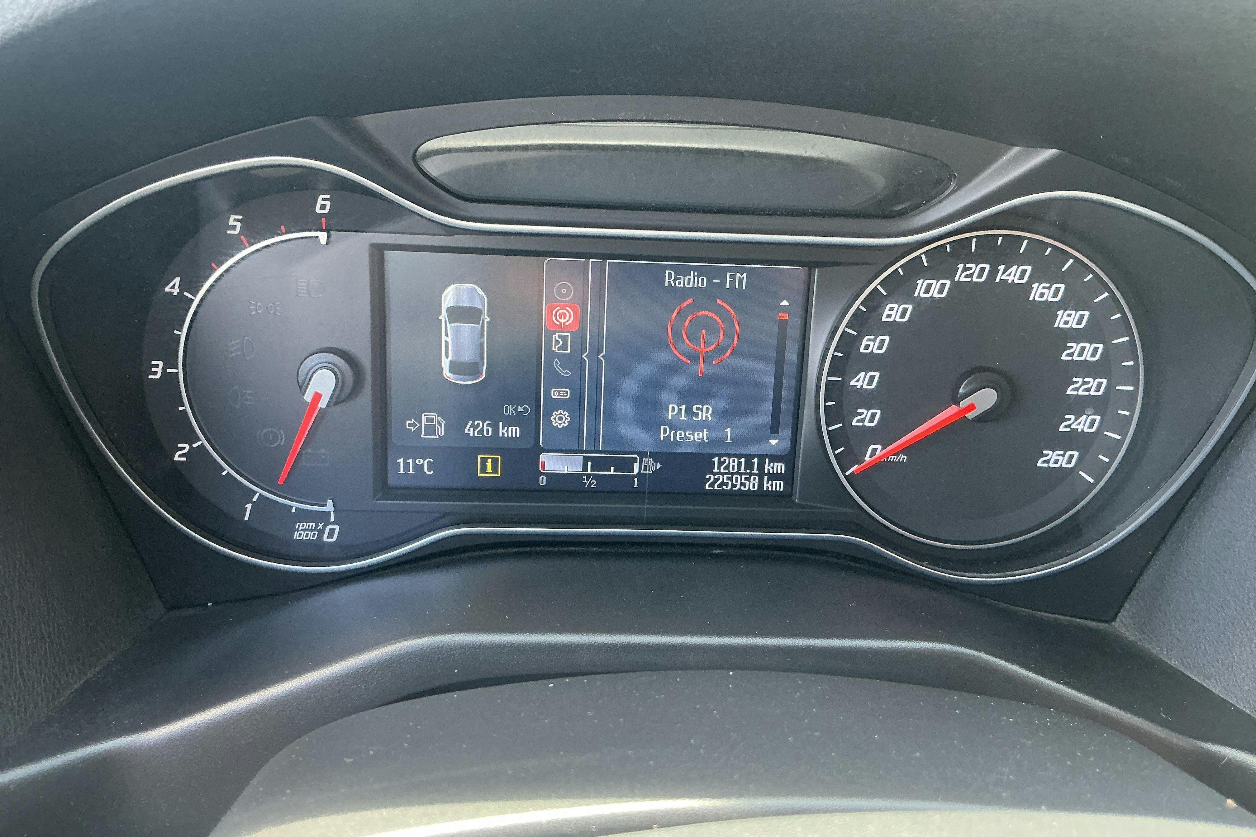 Vehicle Image 10