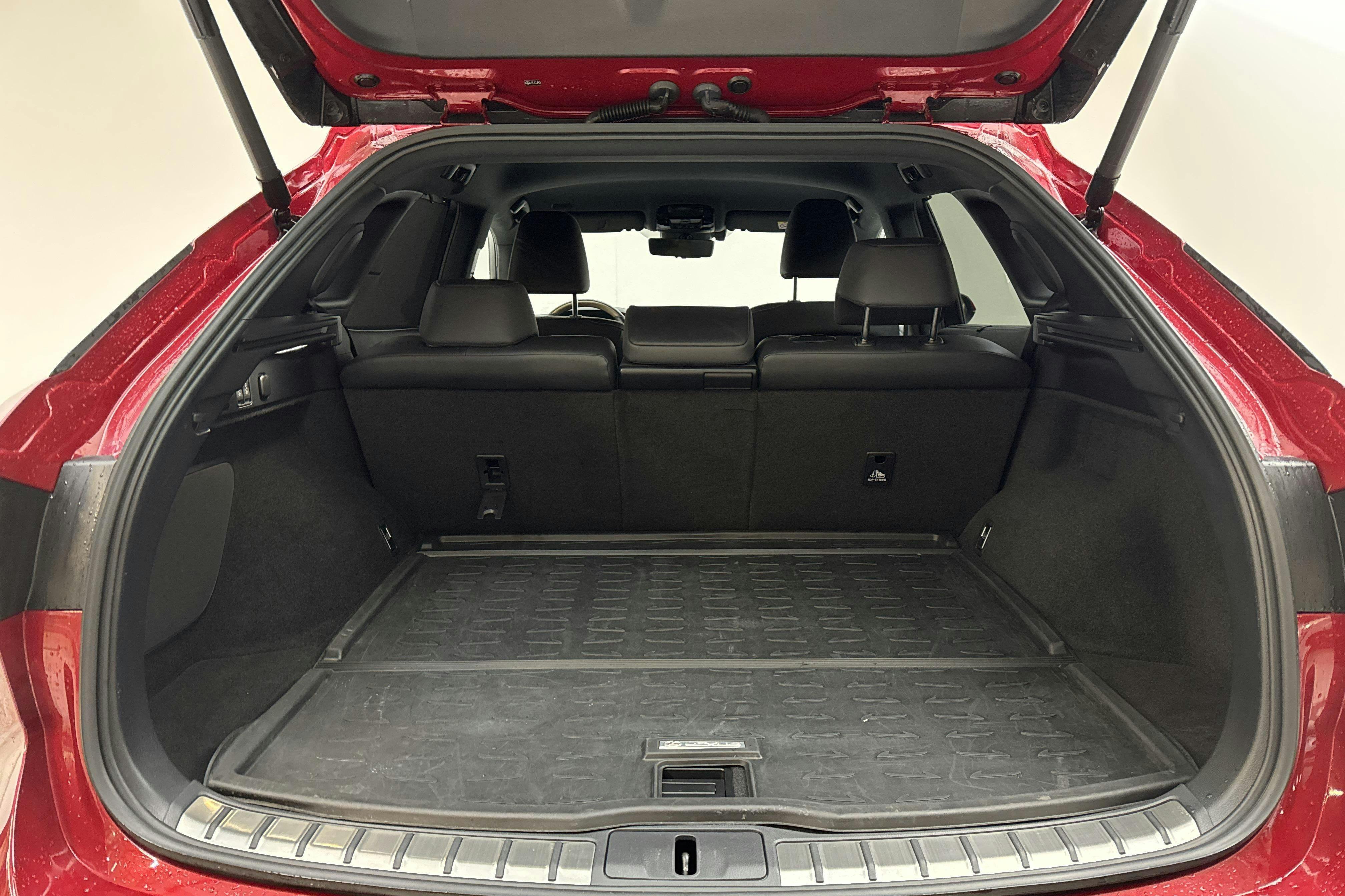 Vehicle Image 9