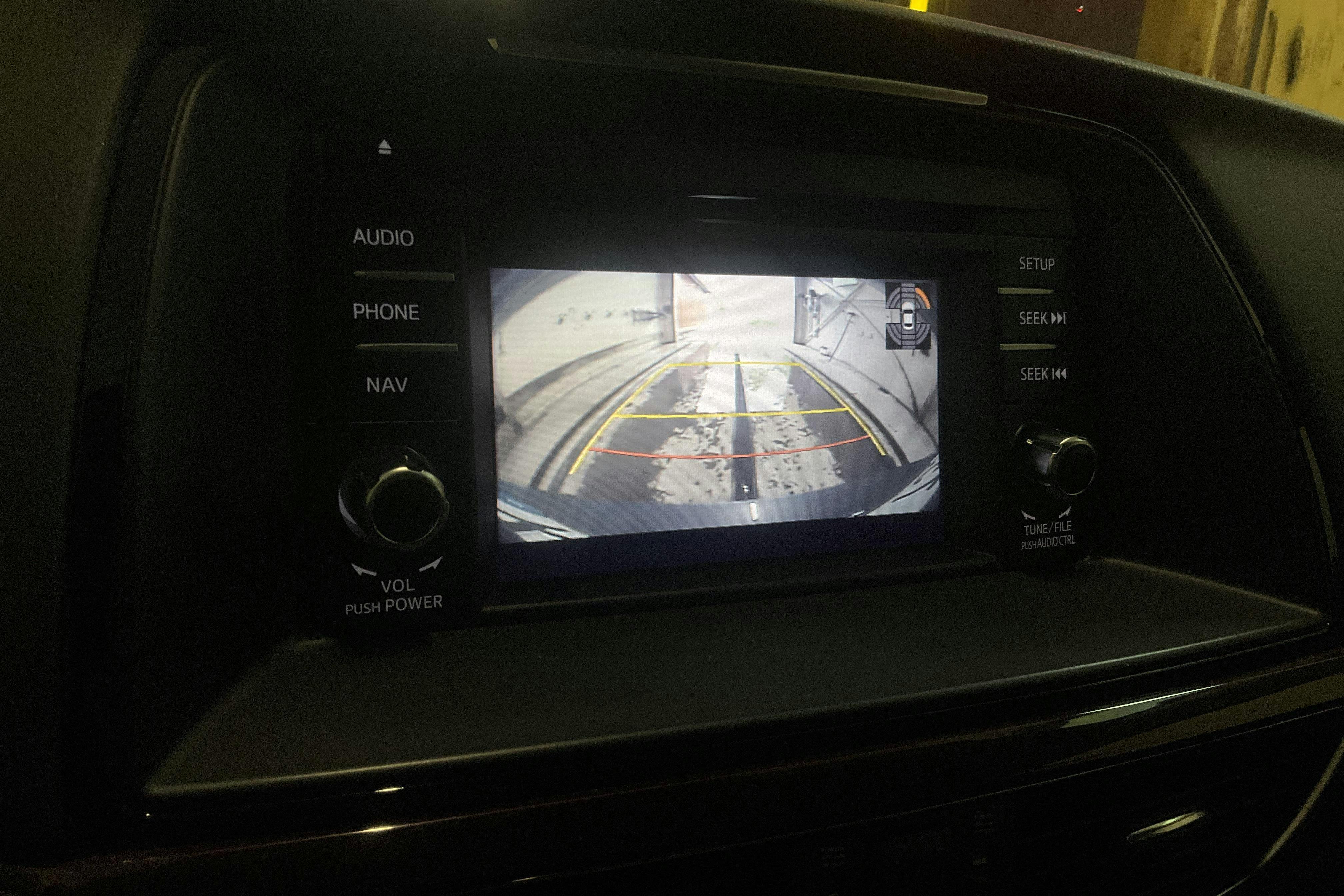 Vehicle Image 12
