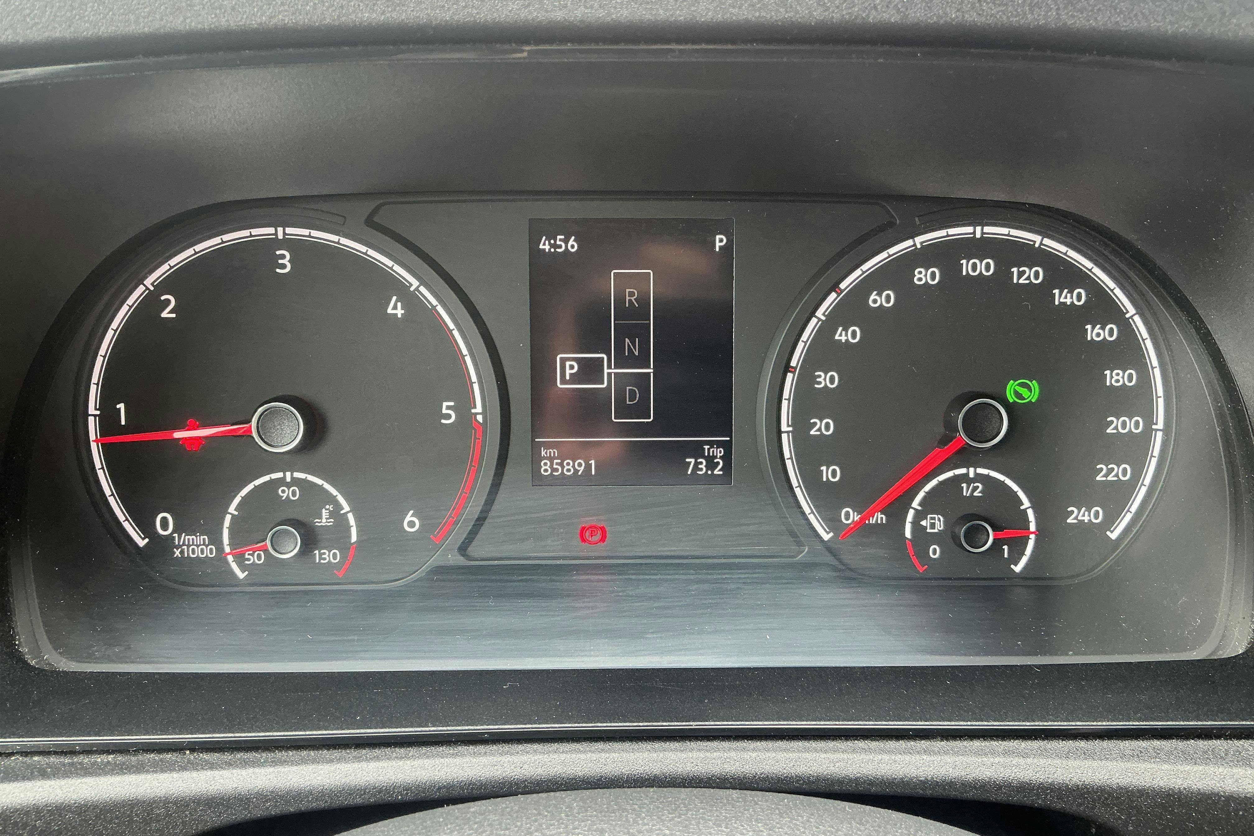 Vehicle Image 9
