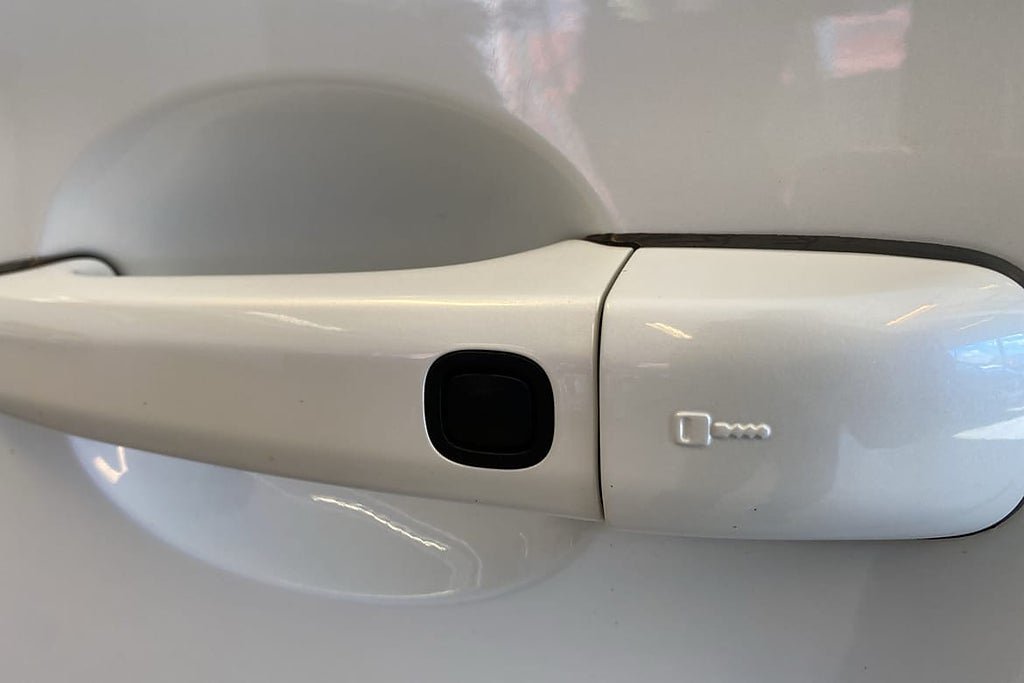 Vehicle Image 18