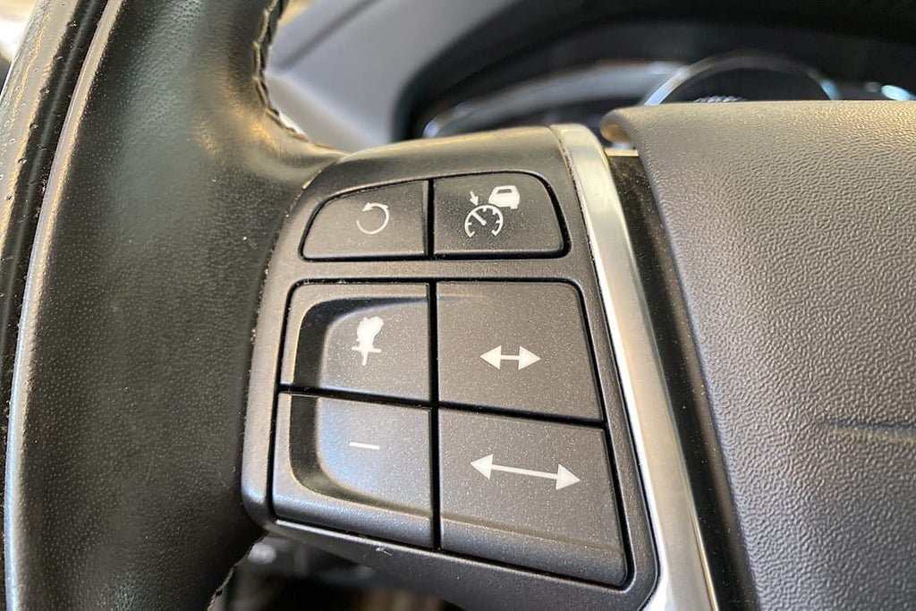 Vehicle Image 28
